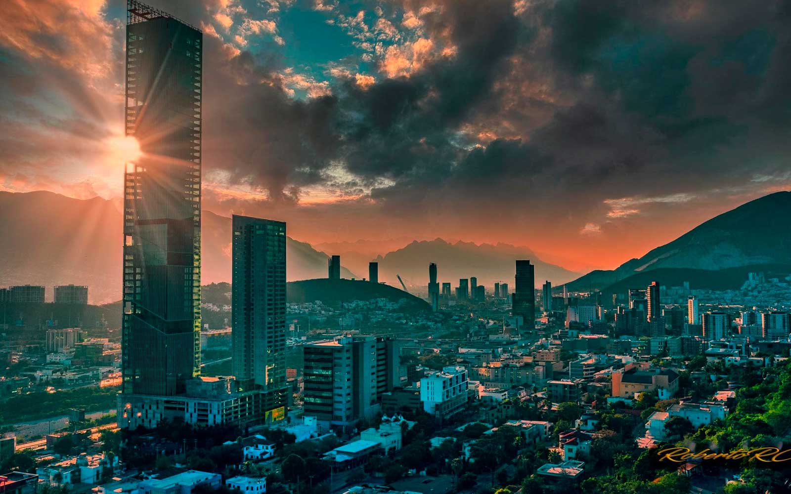 Monterrey Executive Transfer Service Downtown & Business Hubs